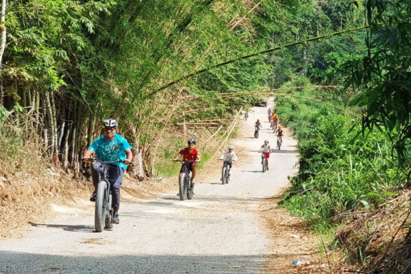 Chukka Eco-Adventure Outpost Good Hope e-bikers