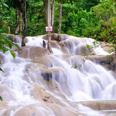 dunn's river falls tour sparkling water