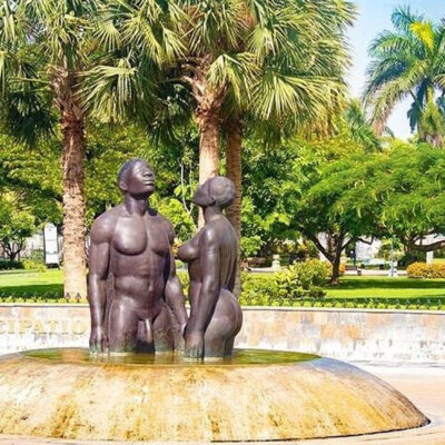 Kingston Highlight Tour emancipation park statue